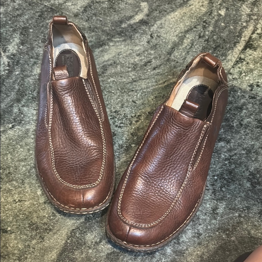 Born Brown Leather Loafers with Moc-Toe Design